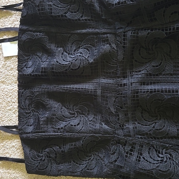 LOFT Floral Lace Strapless Midi Pocket Dress - Picture 7 of 10